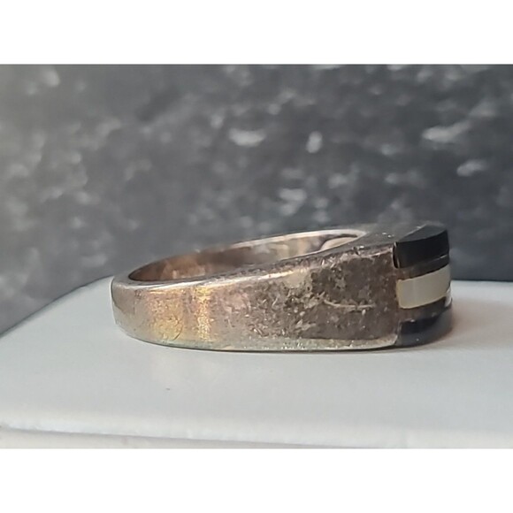 925 Sterling Silver Onyx & Mother of Pearl Inlay Ring, SIZE US 7 Vintage - Picture 6 of 10